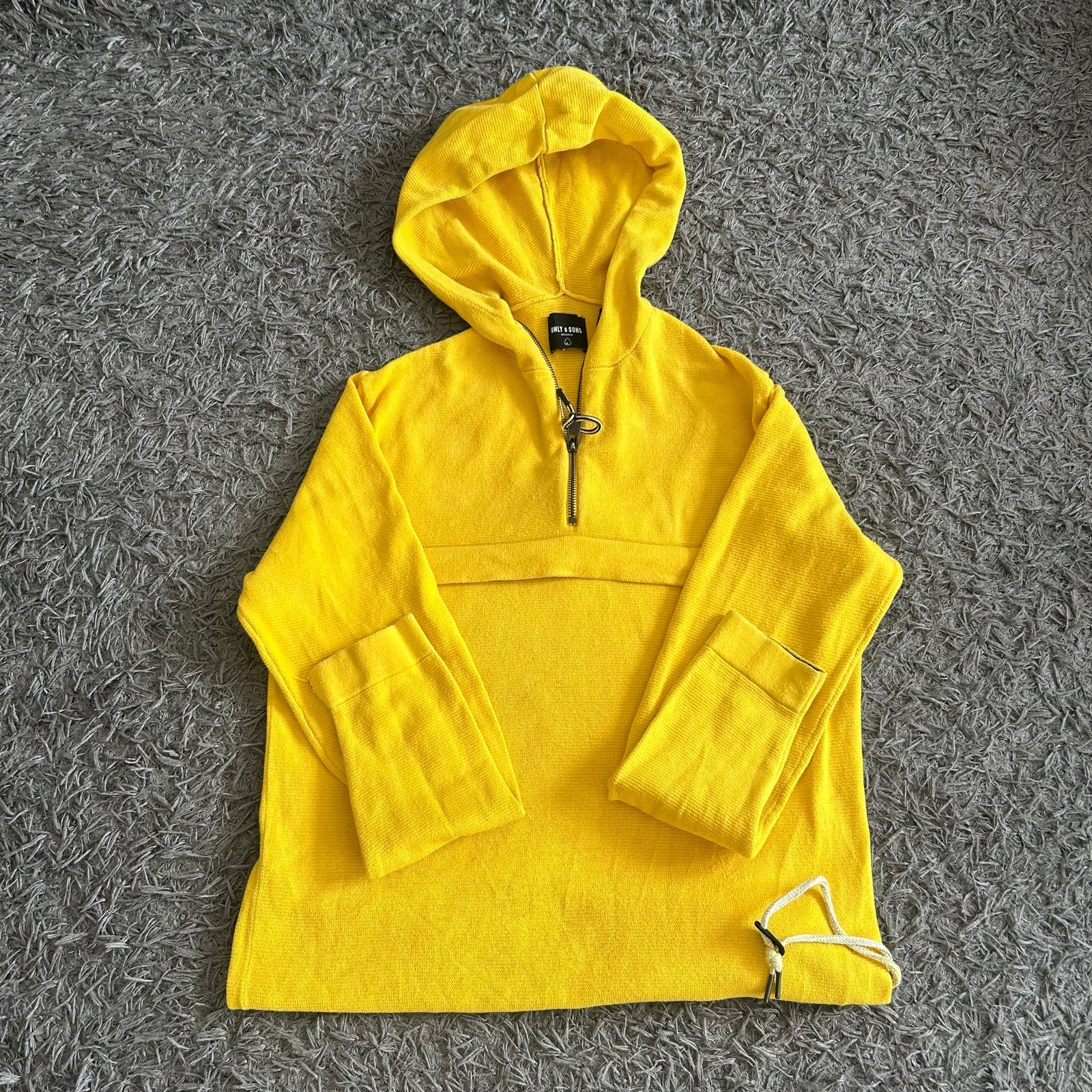 Only & Sons Gele Hoodie Maat M, Ophalen, Zo goed als nieuw, Maat 48/50 (M), Geel