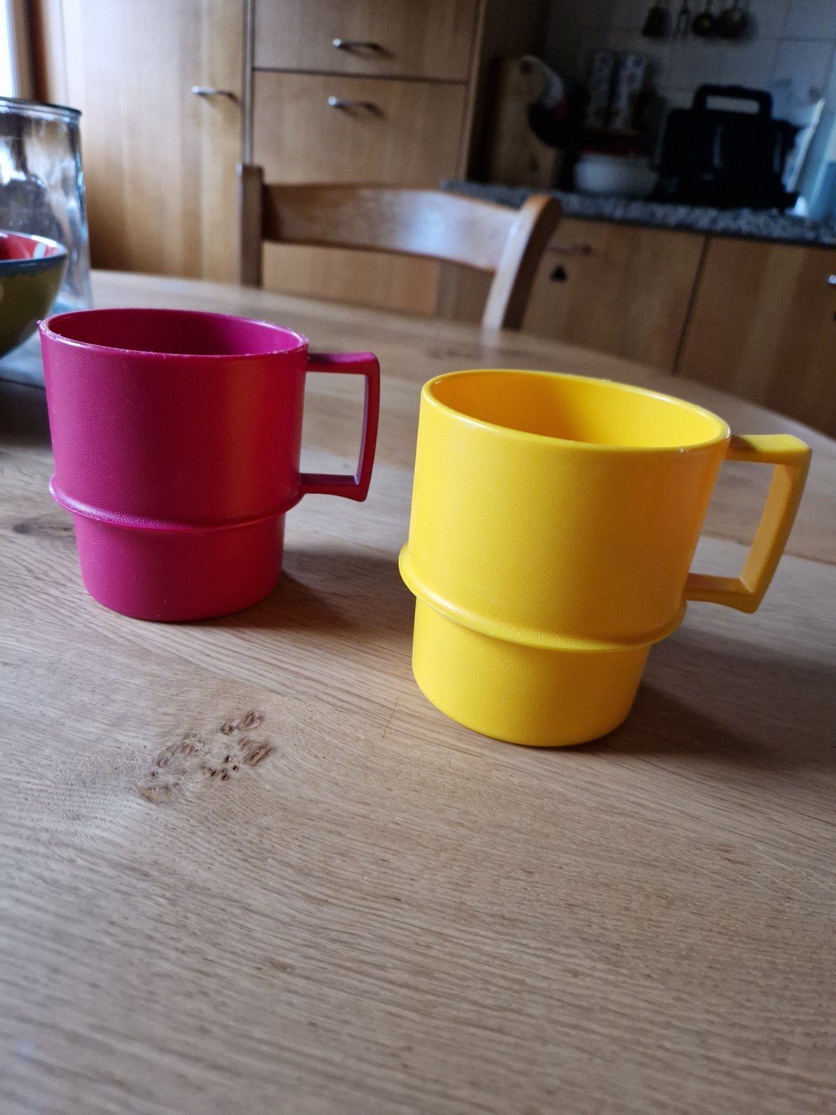 TUPPERWARE BEKERS 2X, Ophalen of Verzenden, Beker of Kan