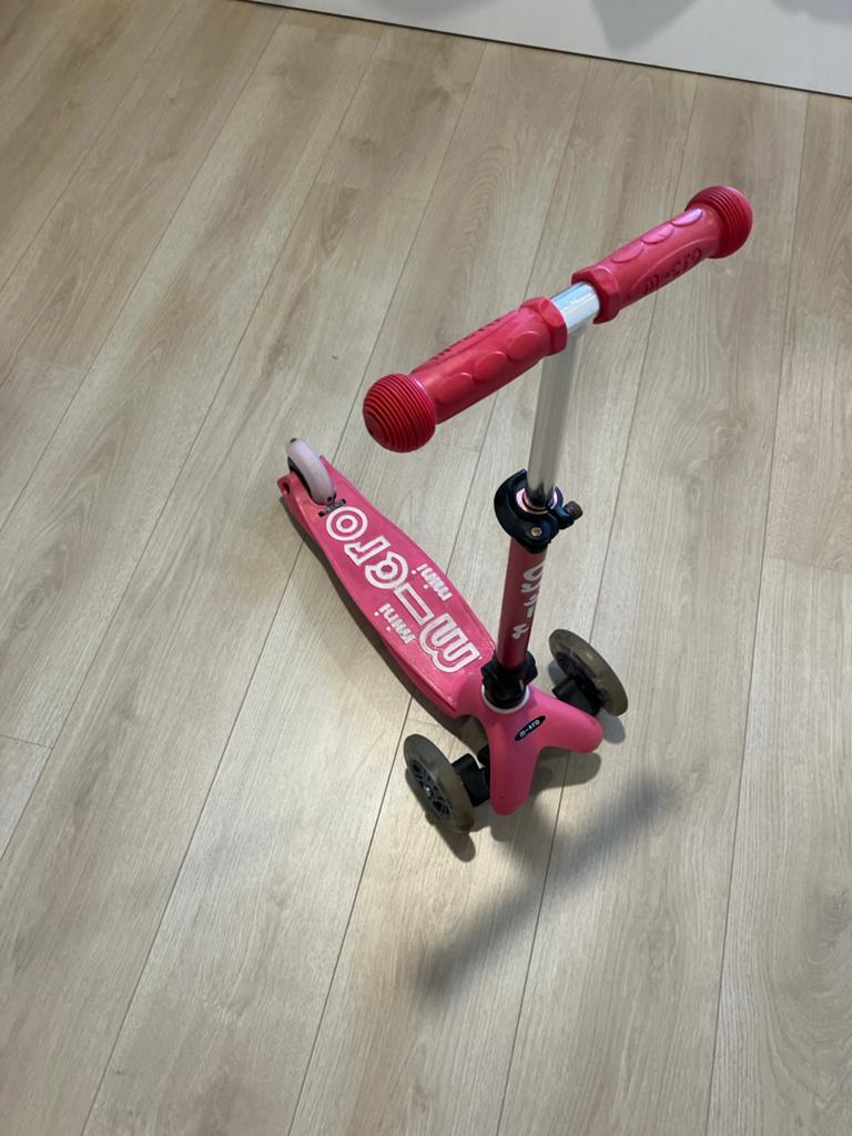 Micro nini step roze, Fietsen en Brommers, Steps, Ophalen, Gebruikt, Gewone step