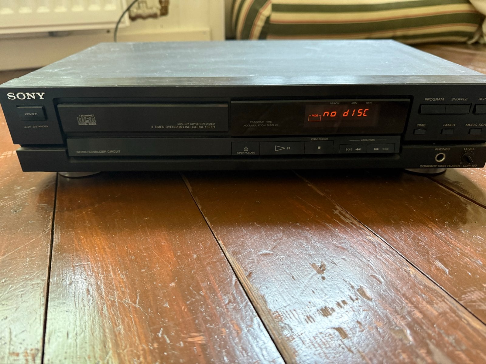 Sony CDP-190 Compact Disc Player - Werkt niet, Ophalen of Verzenden, Niet werkend, Sony