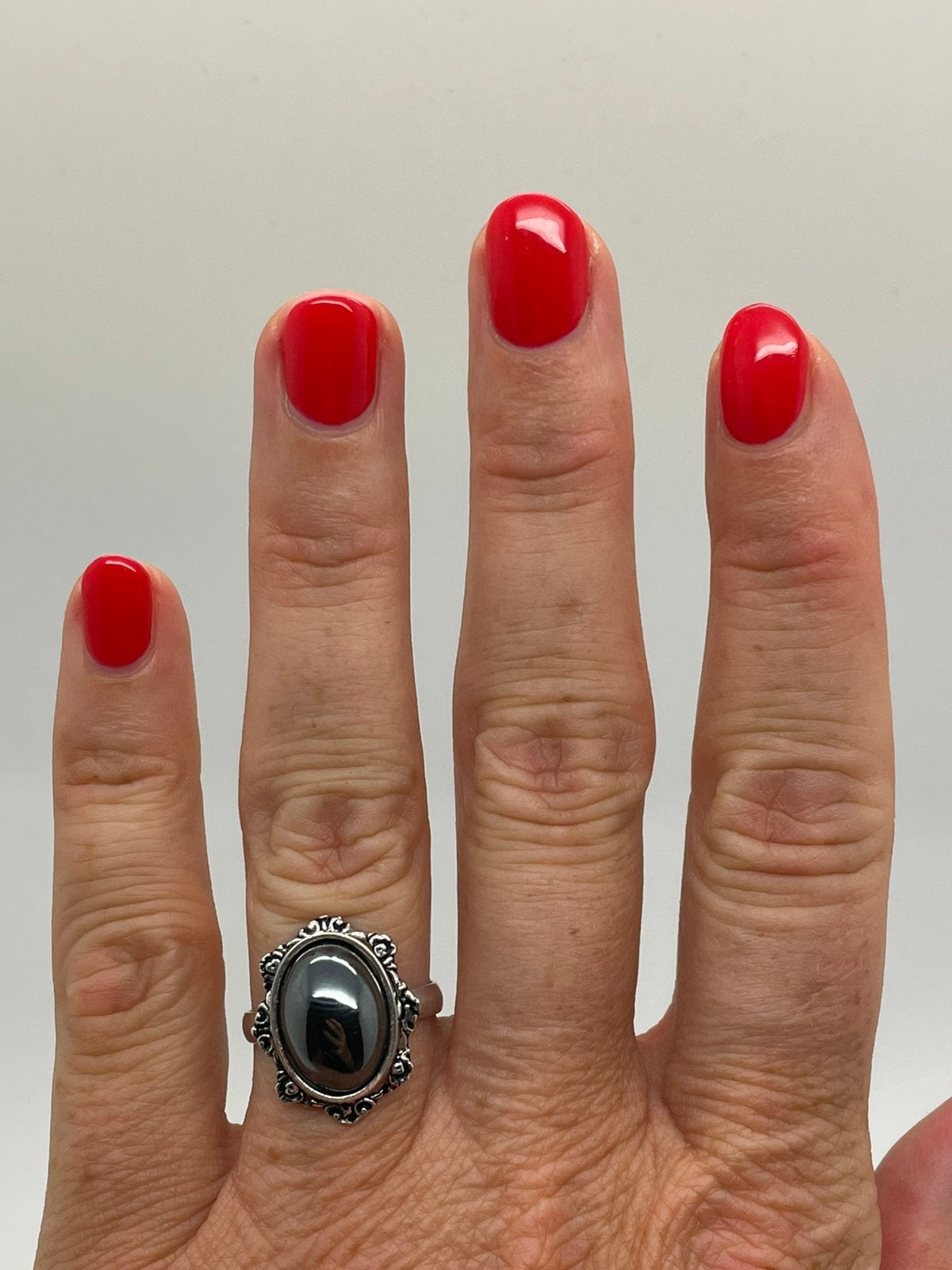 E951 Prachtige zilveren hematiet ring maat 17,5, Ophalen of Verzenden, X, Met edelsteen, Dame