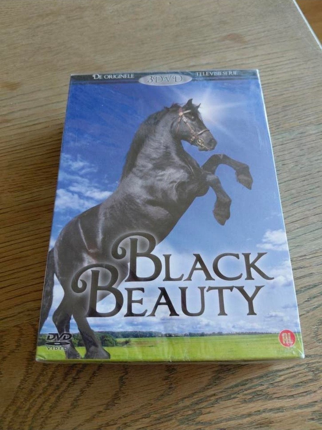 Black Beauty originele Serie deel 4,5,6 NIEUW IN SEAL BOX, Cd's en Dvd's, Dvd's | Kinderen en Jeugd, Alle leeftijden, Tv-serie