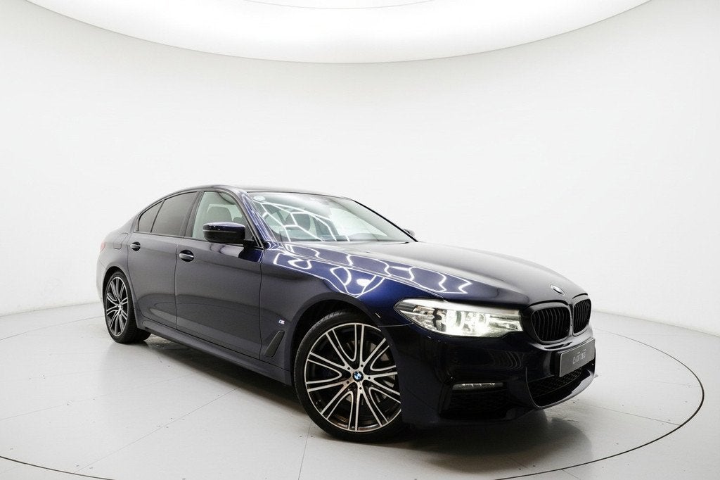 BMW 5-serie 530e iPerformance M SPORT LIVE COCKPIT CAM, Auto's, Automaat, 1998 cc, Achterwielaandrijving, Gebruikt