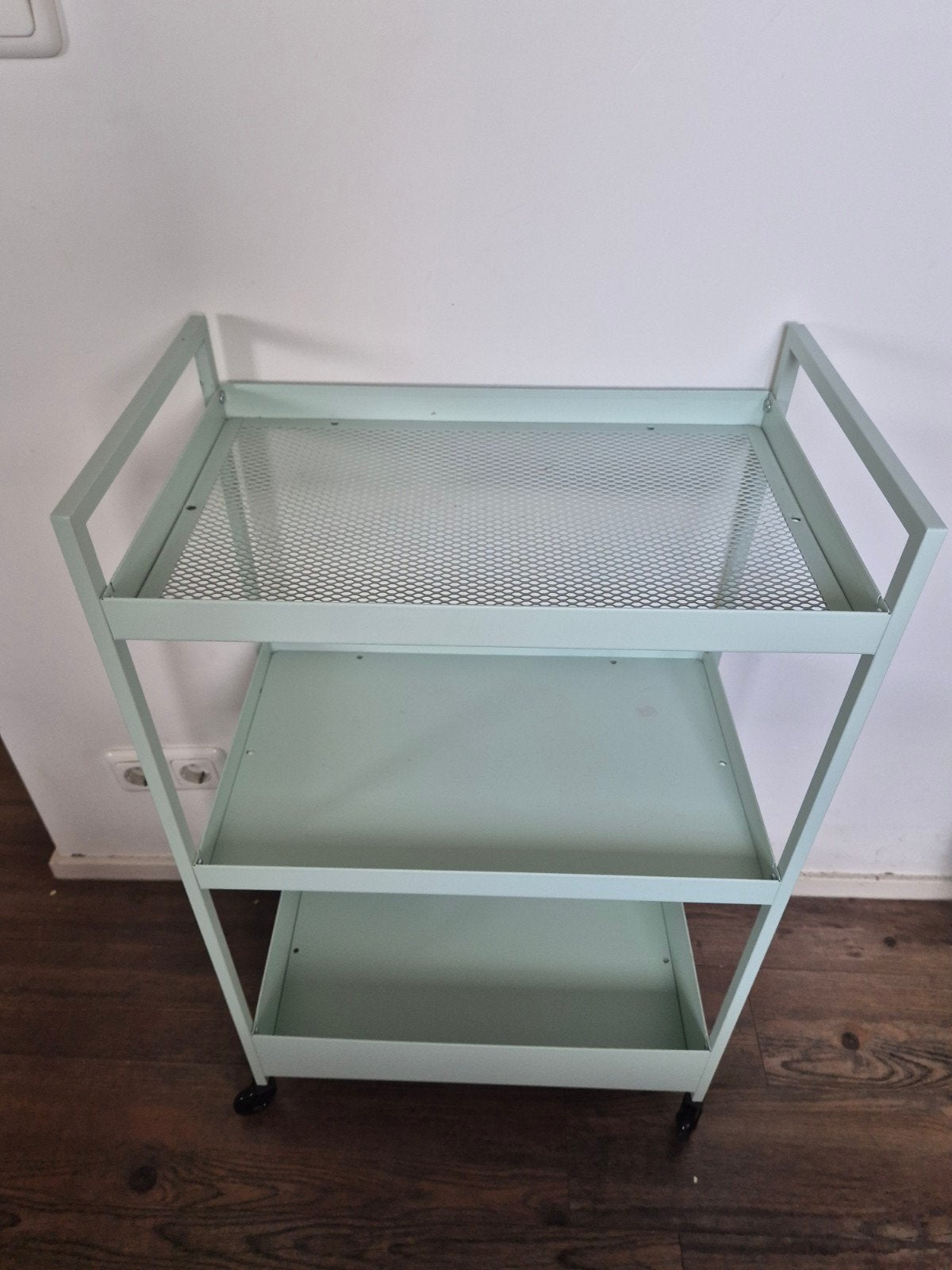 Turquoise trolley, Ophalen, Zo goed als nieuw