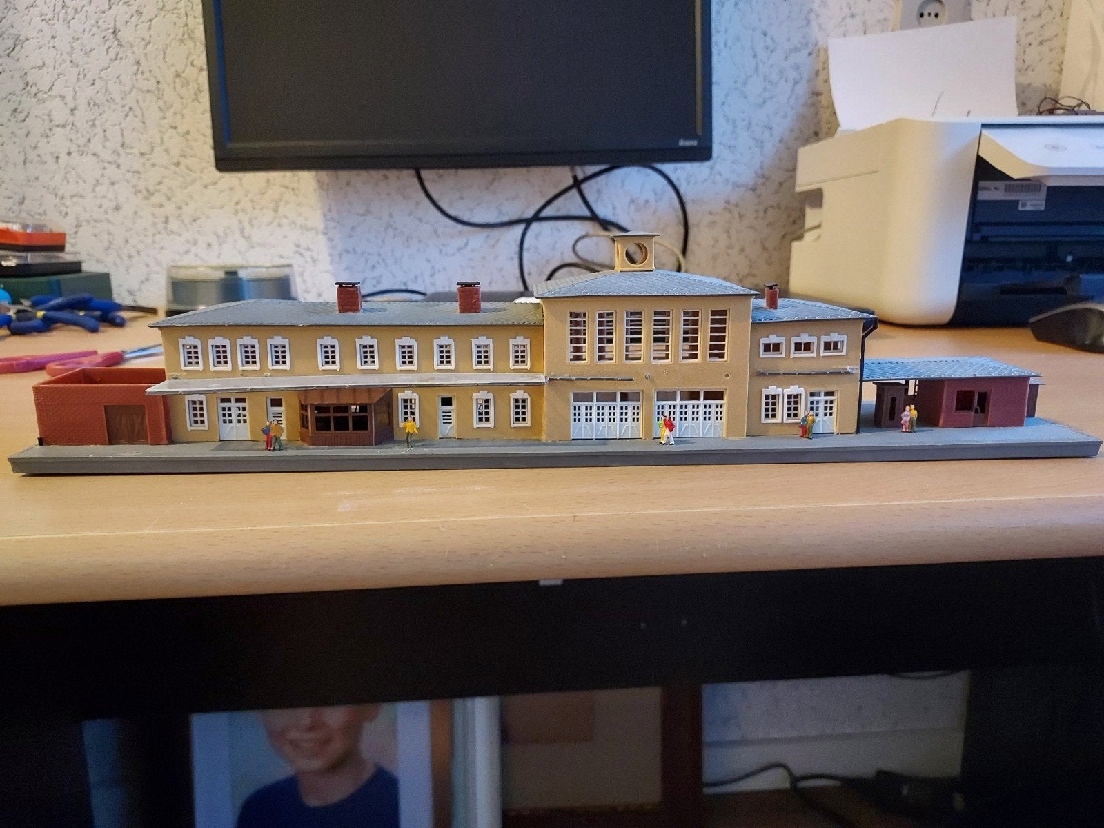 Diverse modelbouw huisjes en stationsgebouw, Overige merken, Gebruikt, Gelijkstroom of Wisselstroom, Brug, Tunnel of Gebouw