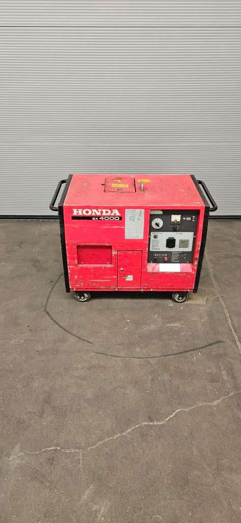 Honda ex4000 zeer stil aggregaat, Doe-het-zelf en Verbouw, Aggregaten, Benzine, Minder dan 5 kVA, Ophalen of Verzenden