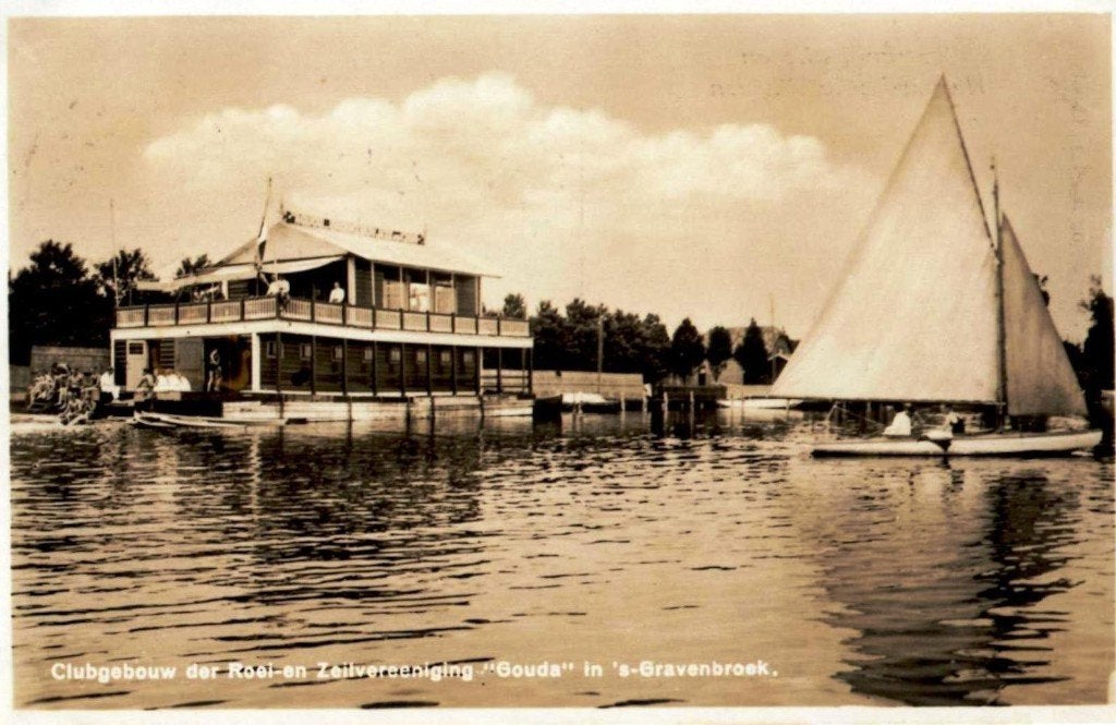 Reeuwijk nr. 9 Clubgebouw R&Z ver. Gouda, Ophalen of Verzenden, 1920 tot 1940, Gelopen, Zuid-Holland