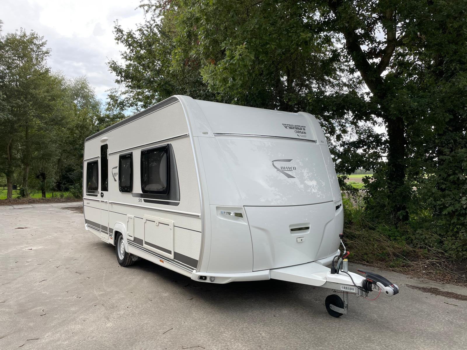Fendt Bianco 515 Selection SG (2019) enkele bedden mover, Caravans en Kamperen, Caravans, Kachel, 2 aparte bedden, Rondzit, Particulier
