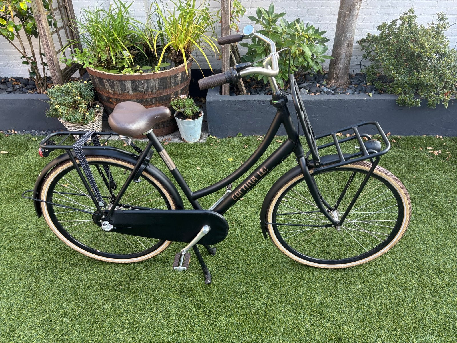 Cortina U4 Transportfiets Dames - framemaat 57cm  wiel 28”, Terugtraprem, (Extra) lage instap, 56 cm of meer, Zo goed als nieuw