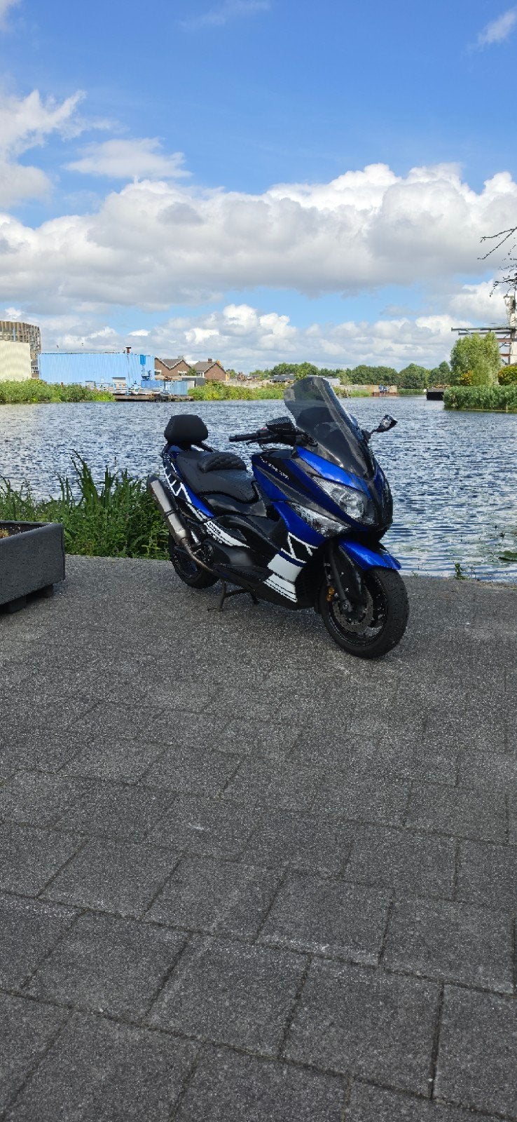 Yamaha TMAX XP500i, Particulier