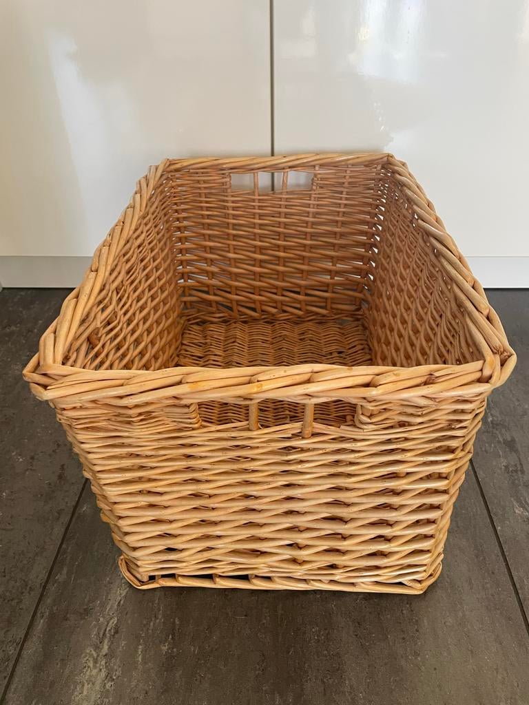 Rotan fietsmand / hondenfietsmand / boodschappenmand z.g.a.n, Ophalen, Zo goed als nieuw, Fietsmand