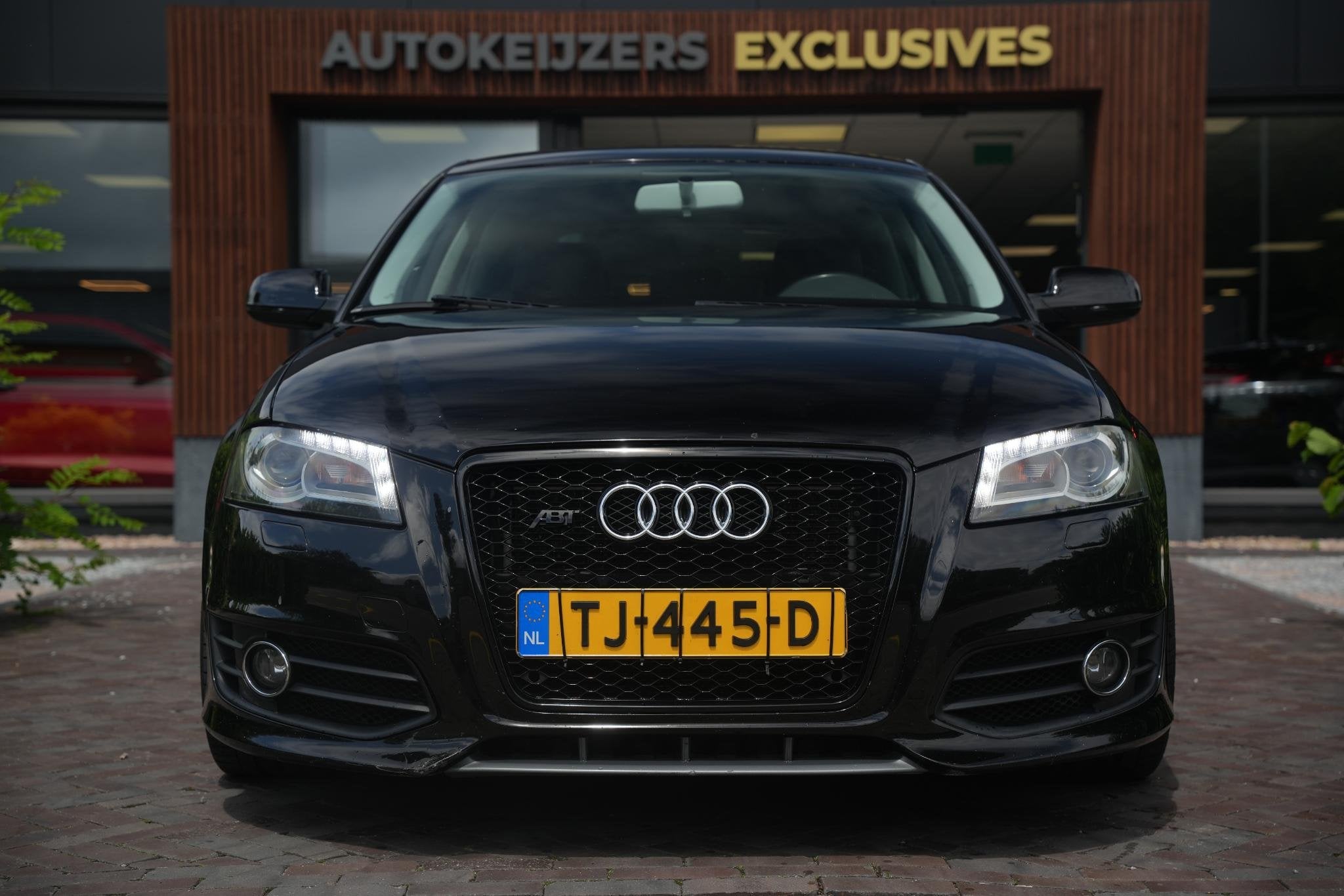 Audi A3 2.0 TFSI S3 quattro Ambition Air Ride Alcantara/Leer, Automatische klimaatregeling, Euro 5, Gebruikt, 4 cilinders