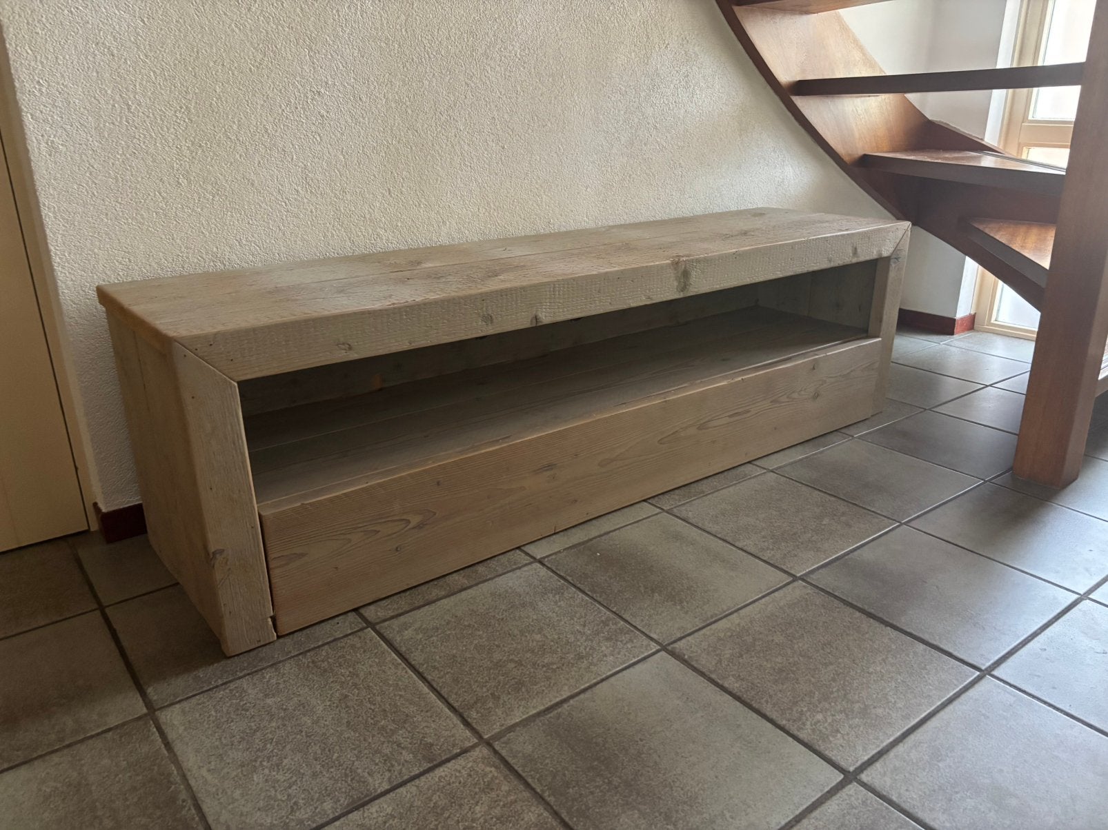 Wand- TV-meubel met lade, Ophalen, 150 tot 200 cm, Zo goed als nieuw, Minder dan 100 cm