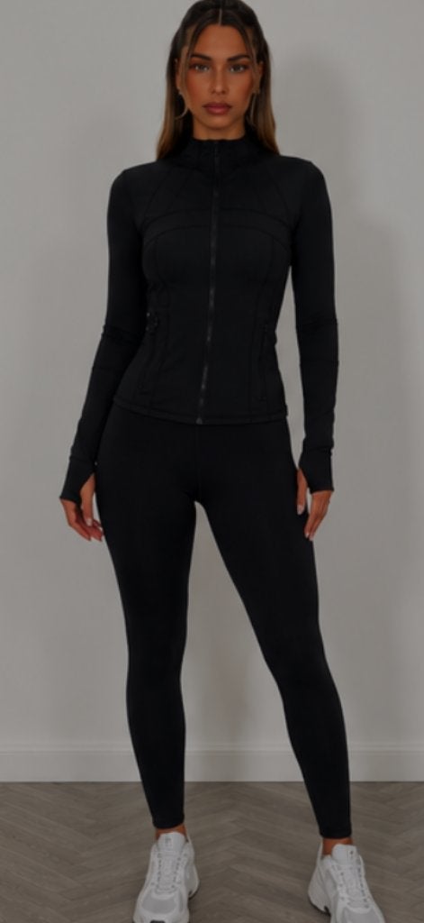 Lululemon setje (zwart). Ook in blauw/paars, Maat 38/40 (M), Zwart, Nieuw, Ophalen of Verzenden
