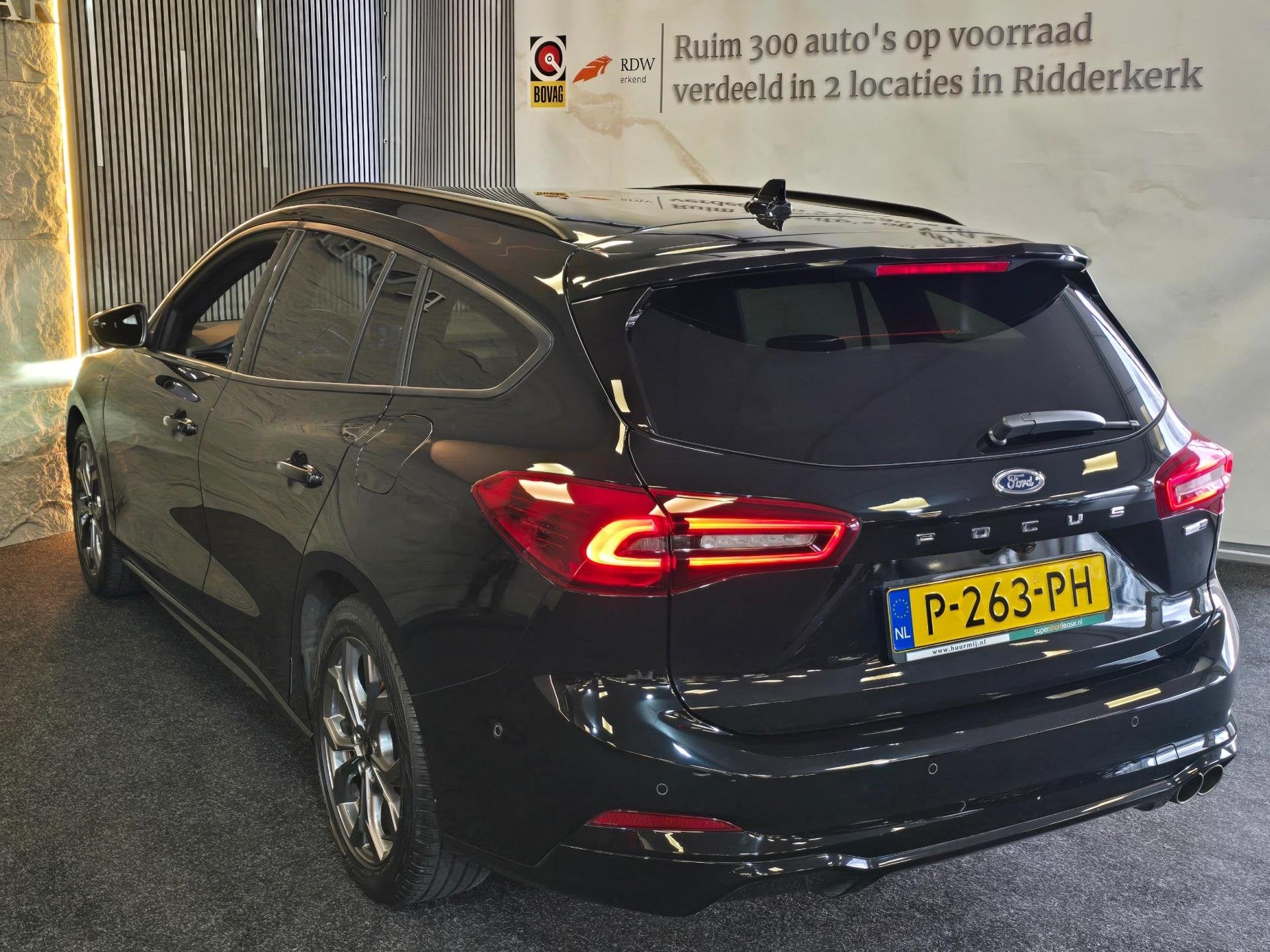 Ford Focus Wagon 1.0 EcoBoost Hybrid ST Line Titanium|GARANT, 125 pk, Gebruikt, Euro 6, Zwart