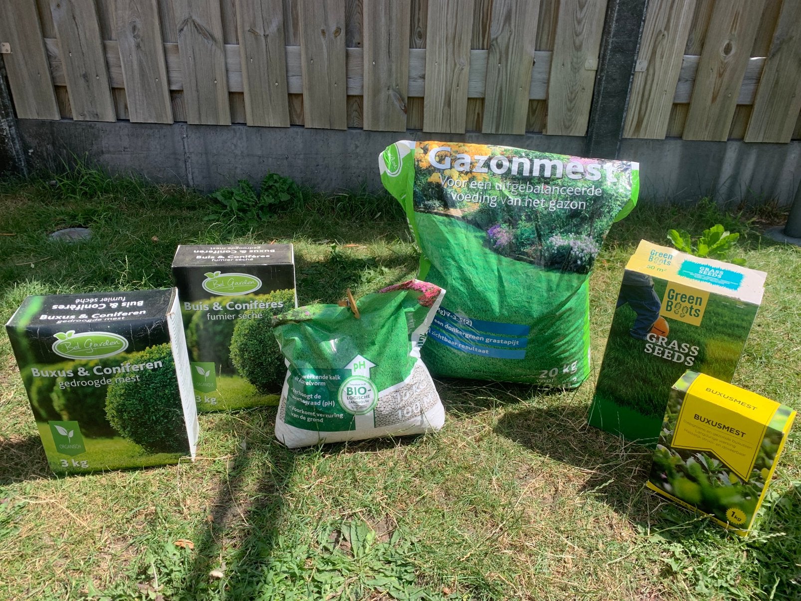 Tuinbenodigdheden, Ophalen, Kunstmest