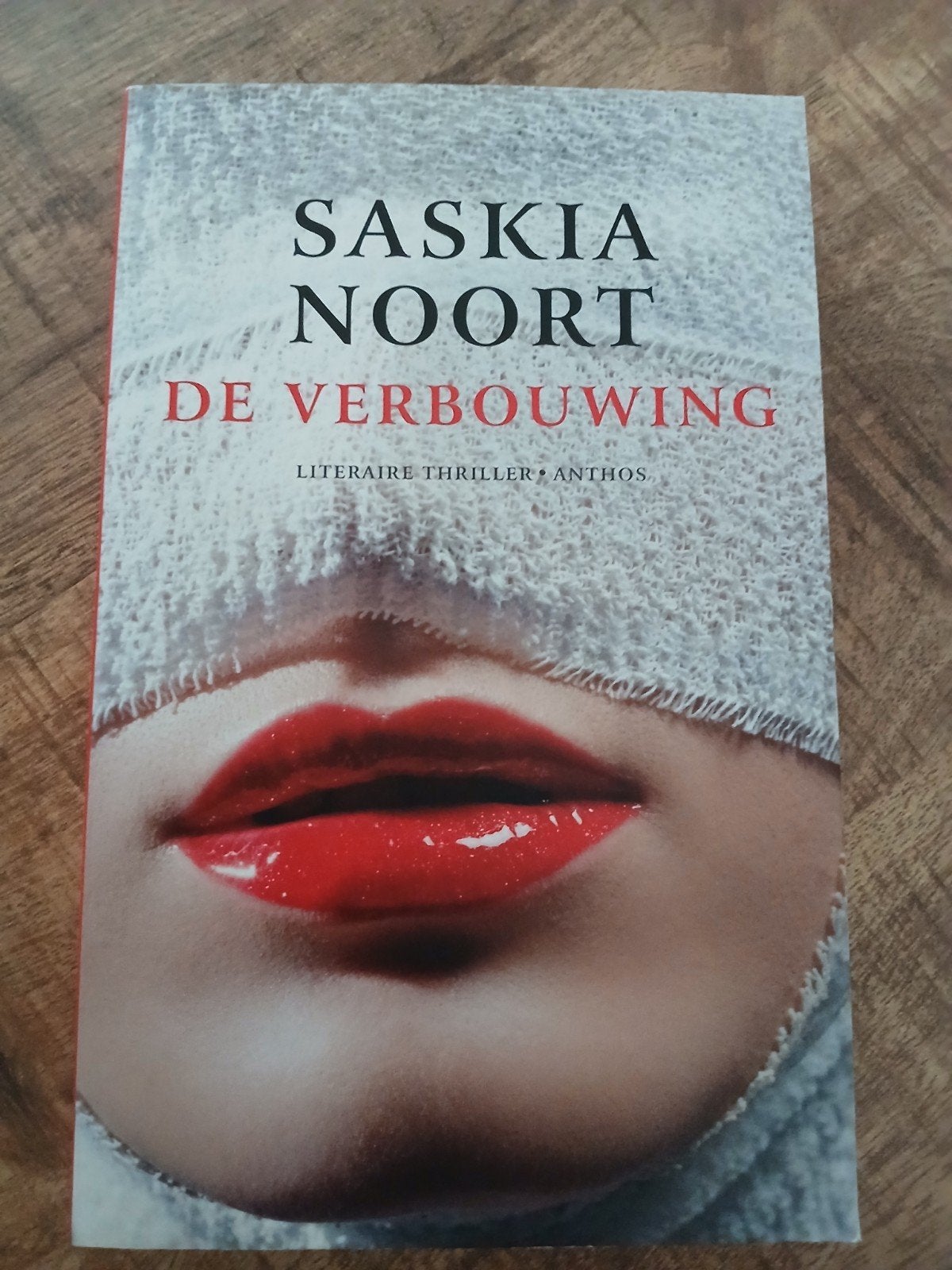 Saskia Noort-de verbouwing, Ophalen, Gelezen, Saskia Noort