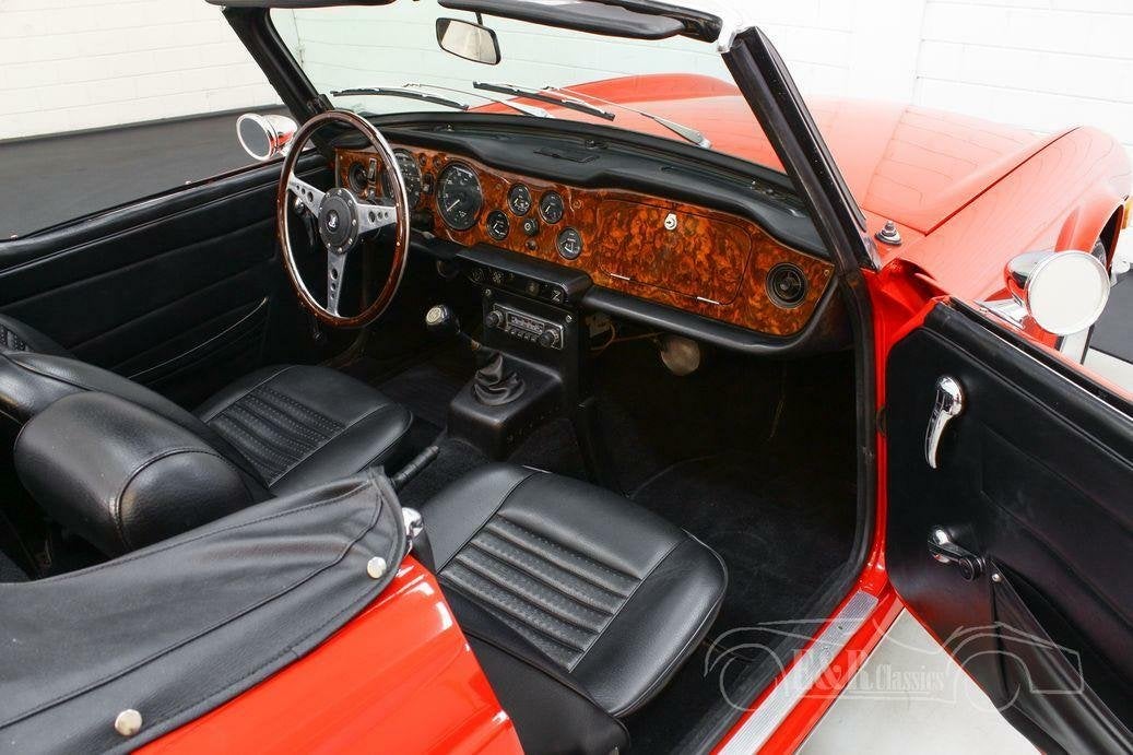 Triumph TR6 | Gerestaureerd | Nieuw lakwerk | 1970, foto 11