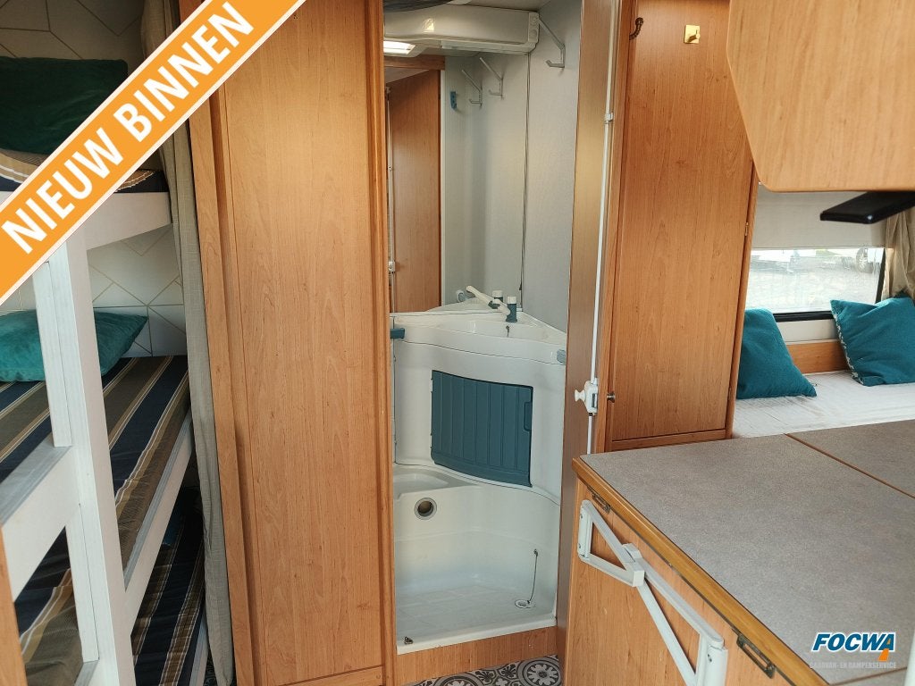 Knaus Sudwind 420 TK 3 x Stapelbed Dwarsbed Un, Bedrijf, 4 tot 5 meter, Knaus, Overige
