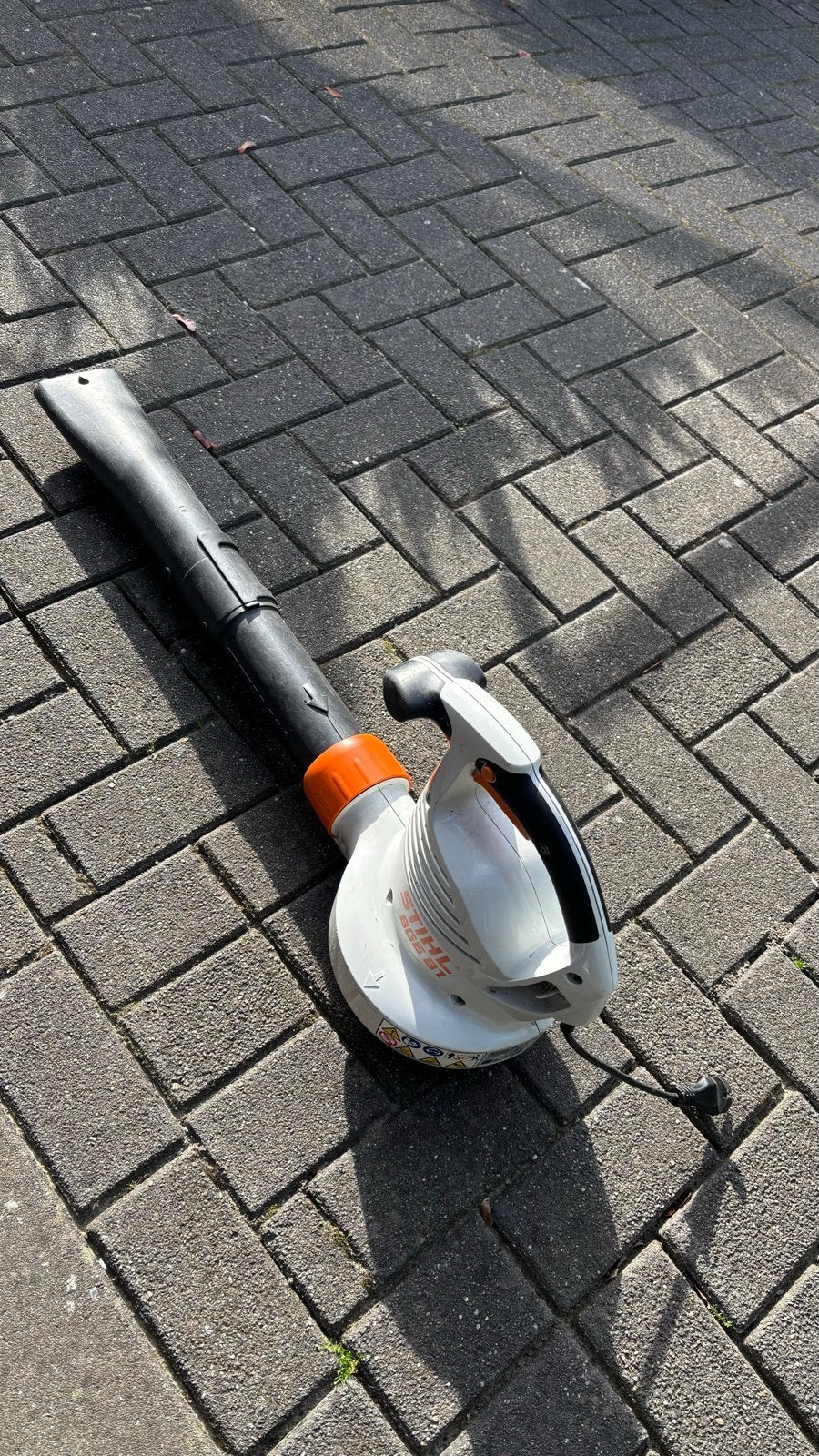 Stihl BGE 81 elektrische bladblazer - Zo goed als nieuw, Tuin en Terras, Ophalen, Zo goed als nieuw, Elektrisch, Handgedragen