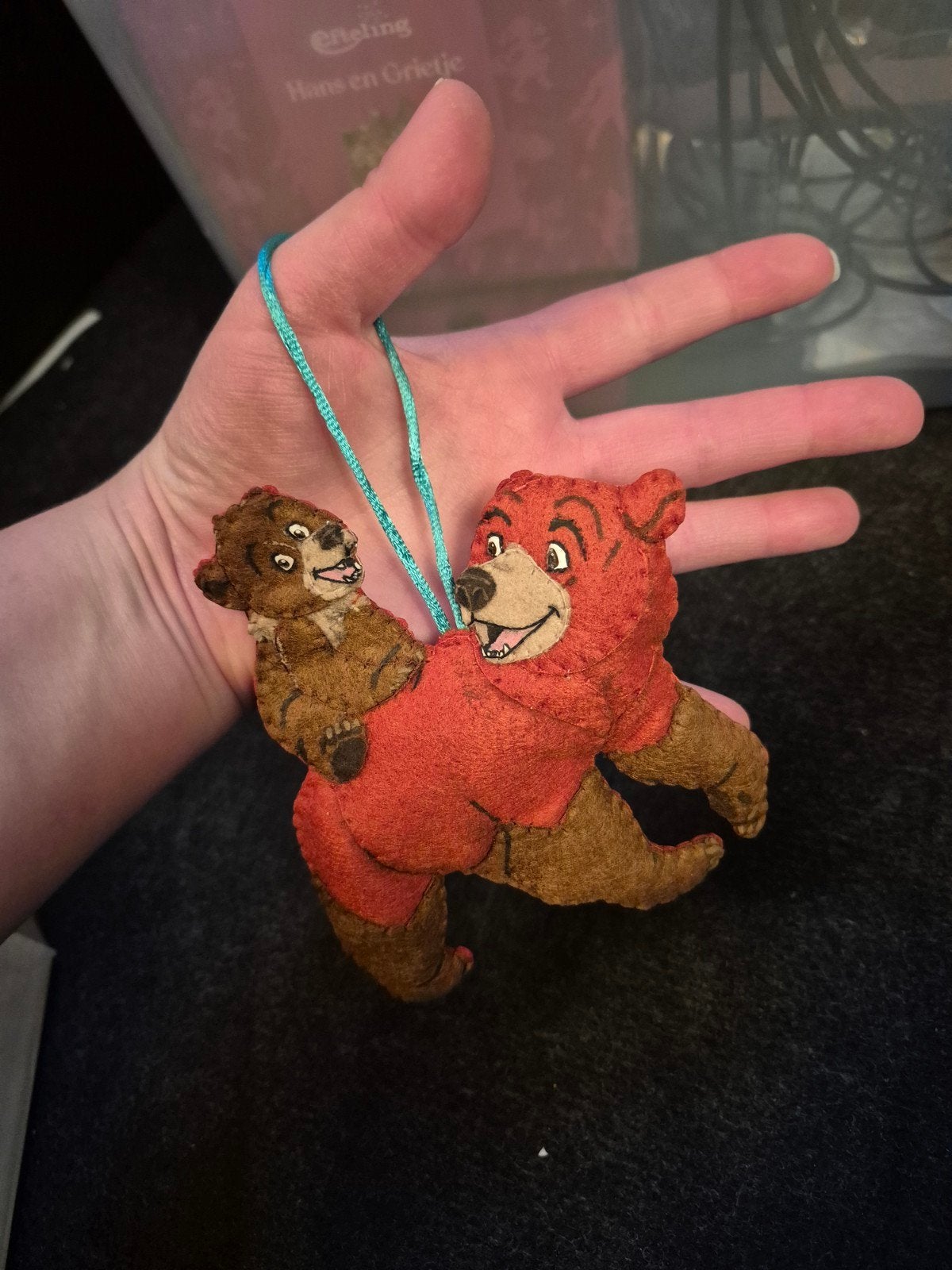 Handgemaakte brother bear kerst hanger disney, Verzamelen, Disney, Ophalen of Verzenden, Beeldje of Figuurtje