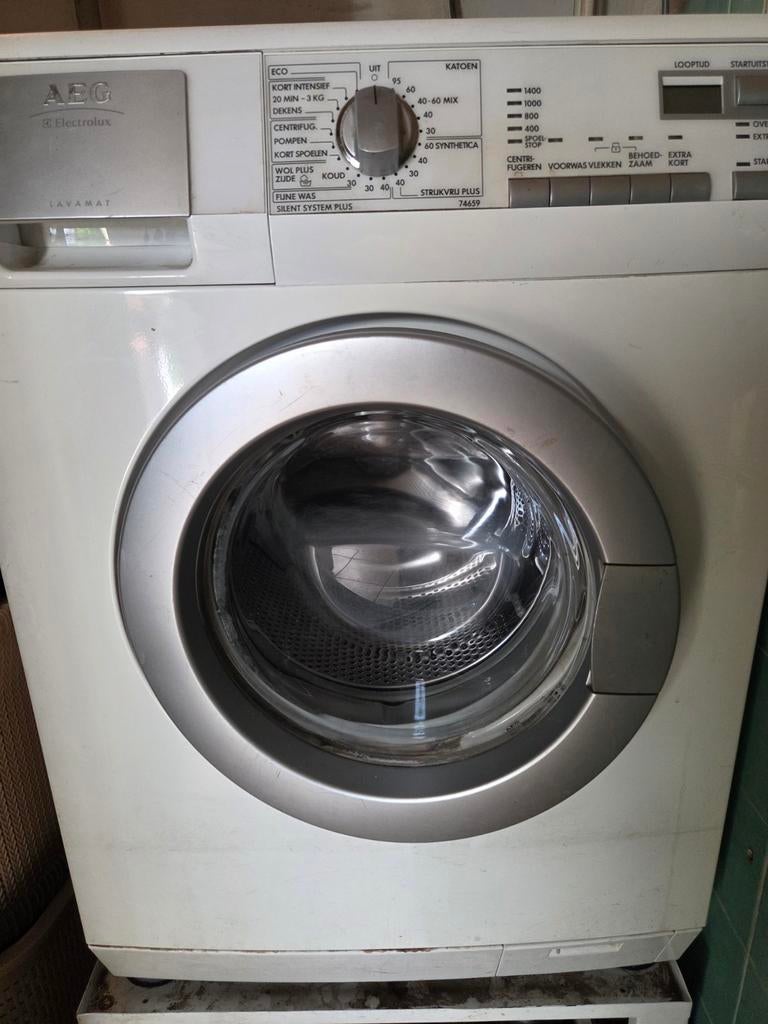 AEG Lavamat Wasmachine - Betrouwbaar en Efficiënt, Ophalen, Gebruikt, Wolwasprogramma, Voorlader