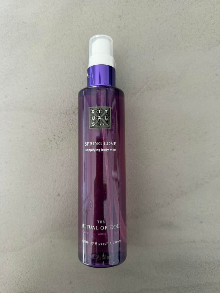 Nieuw Rituals Holi spring love body mist spray, Sieraden, Tassen en Uiterlijk, Uiterlijk | Lichaamsverzorging, Ophalen of Verzenden