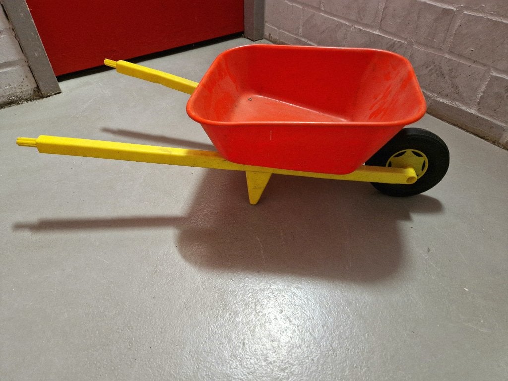 Kleine kinder kruiwagen voor binnen of buiten spelen!, Ophalen, Zo goed als nieuw, Overige typen