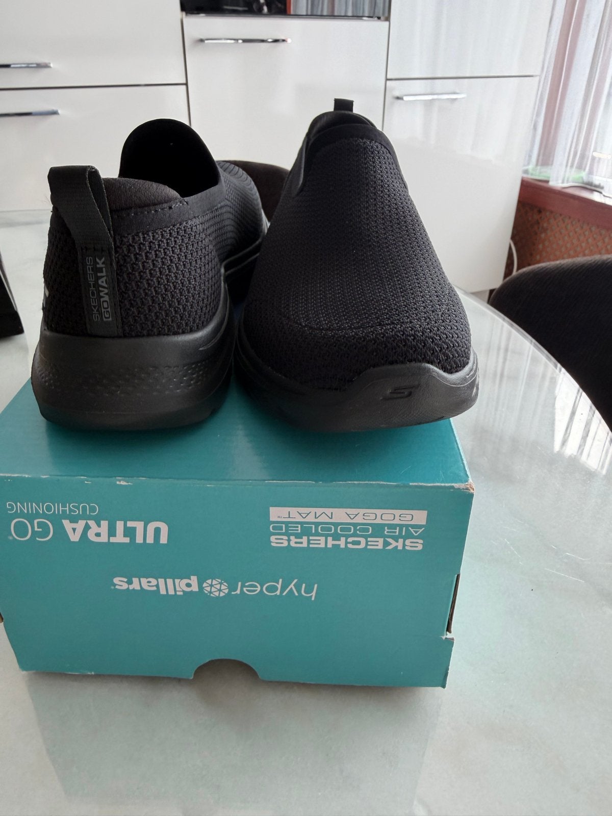 Skechers Go Walk dames instappers maat 37, Kleding | Dames, Schoenen, Nieuw, Ophalen of Verzenden, Instappers, Zwart