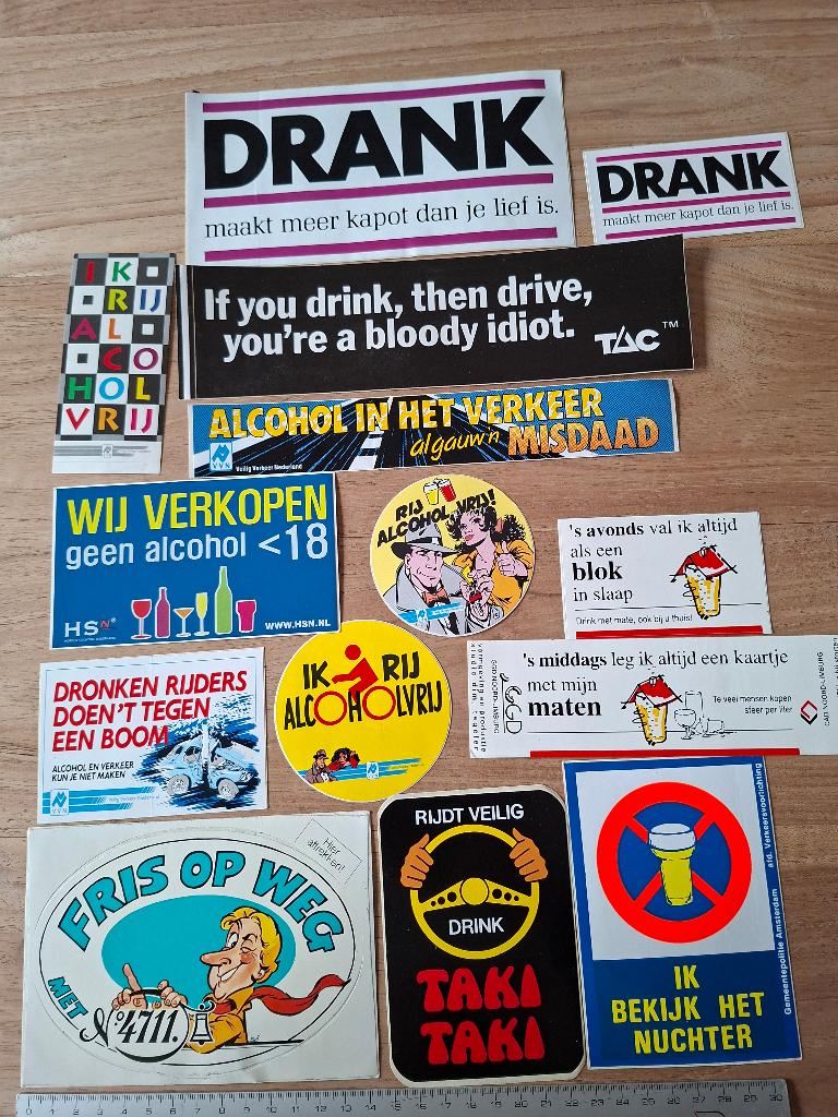 Stickers alcohol en verkeer, Hobby en Vrije tijd, Stickers en Plaatjes, Ophalen of Verzenden, Nieuw, Meerdere stickers