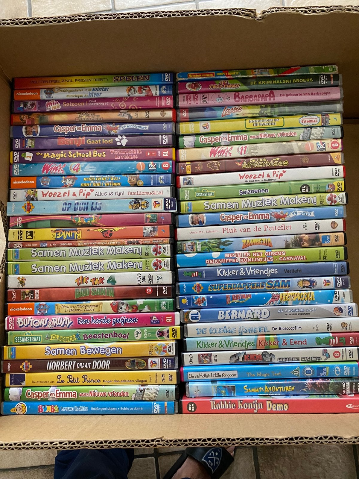 90 stuks kinder dvd’s in een koop Bieden, Alle leeftijden, Ophalen, Zo goed als nieuw