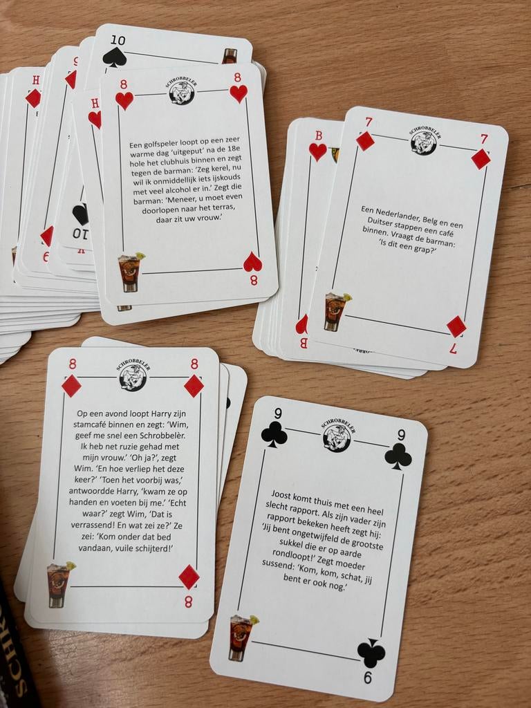 Schrobbelèr speelkaarten met moppen, Een of twee spelers, Ophalen of Verzenden, Gebruikt