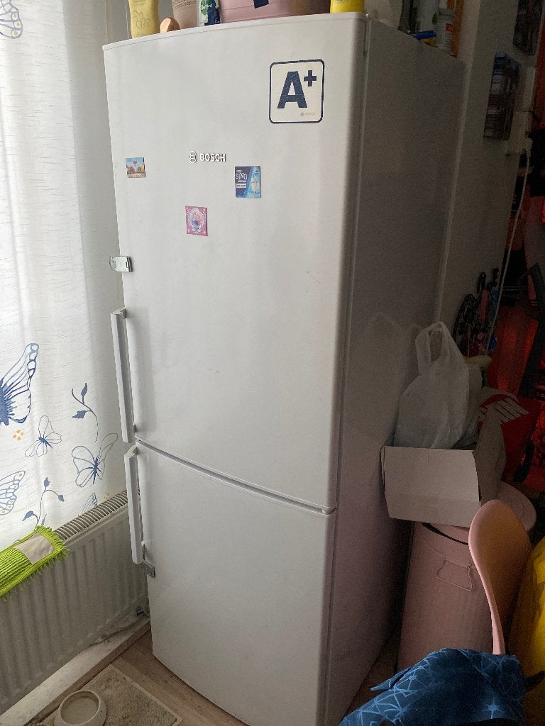 Koelkast en vriezer, Witgoed en Apparatuur, Ophalen, Gebruikt, 200 liter of meer, Met aparte vriezer