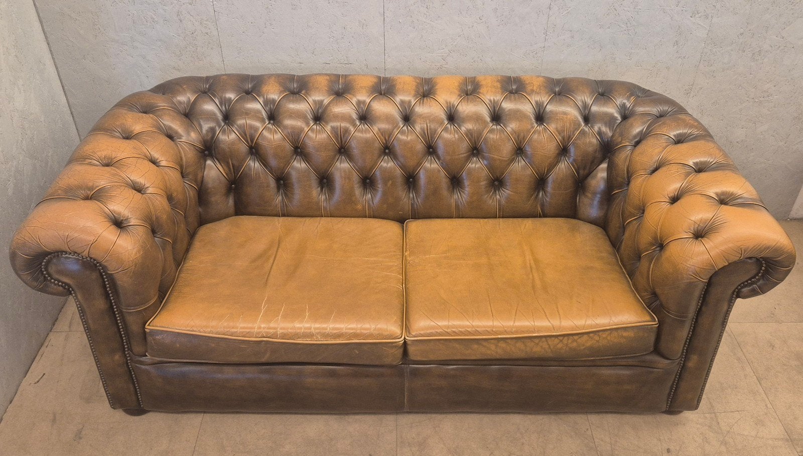 Originele Engelse Chesterfield 2-zitsbank van Salvale Design, Ophalen, Gebruikt, 125 cm of meer, Salvale Designs Ltd.