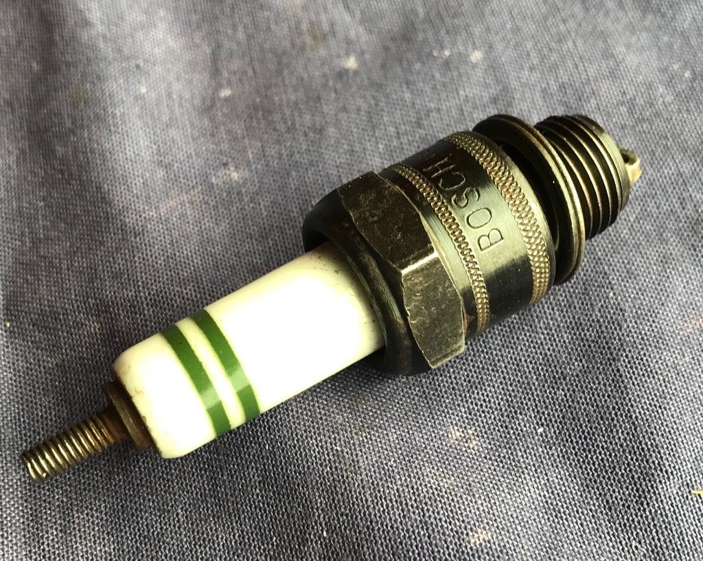Oude , ongebruikte BOSCH W175T1 bougie voor oldtimer, 14mm, Ophalen of Verzenden