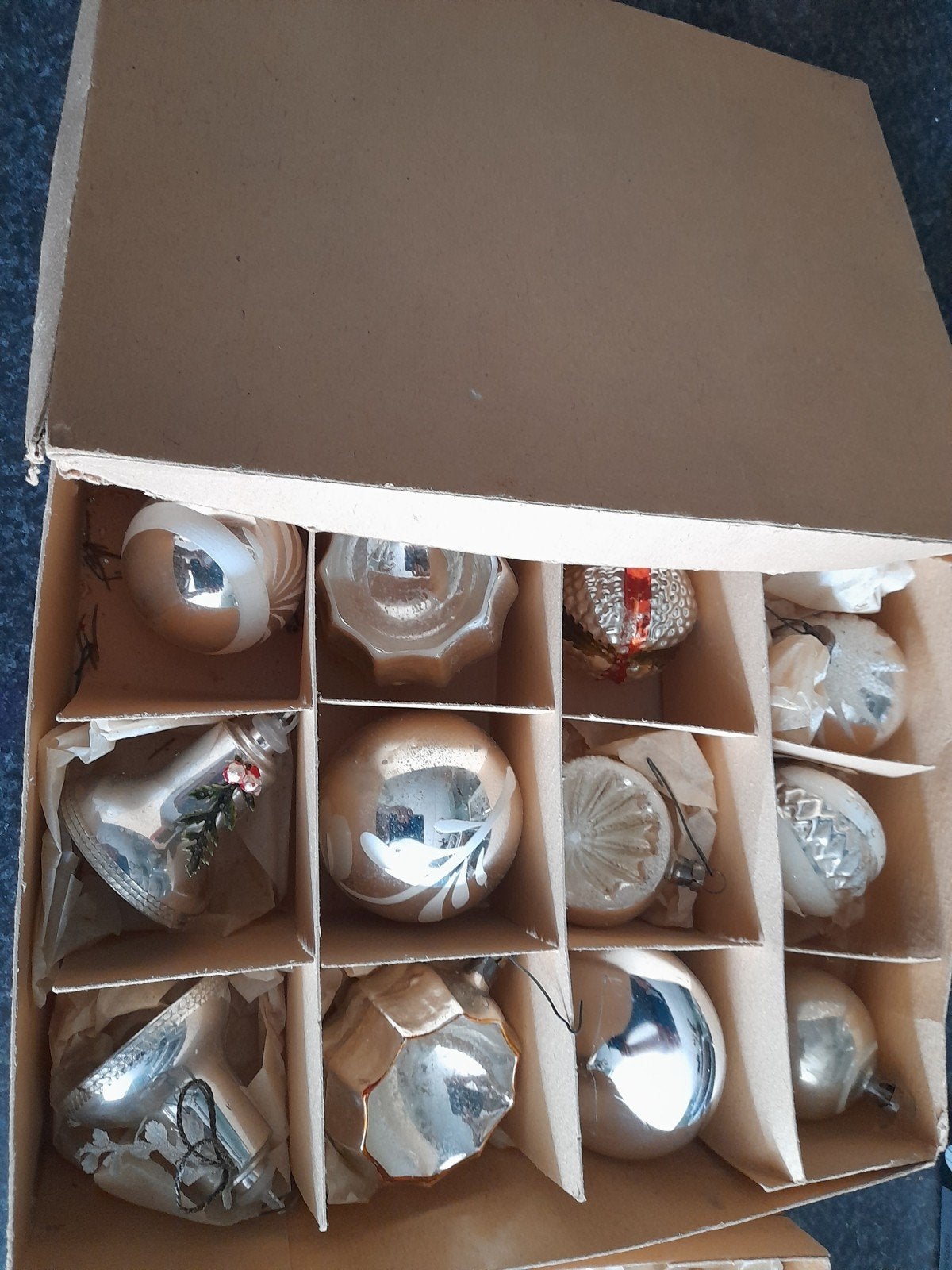 17 8oude kerstballen in org. doos, Ophalen of Verzenden