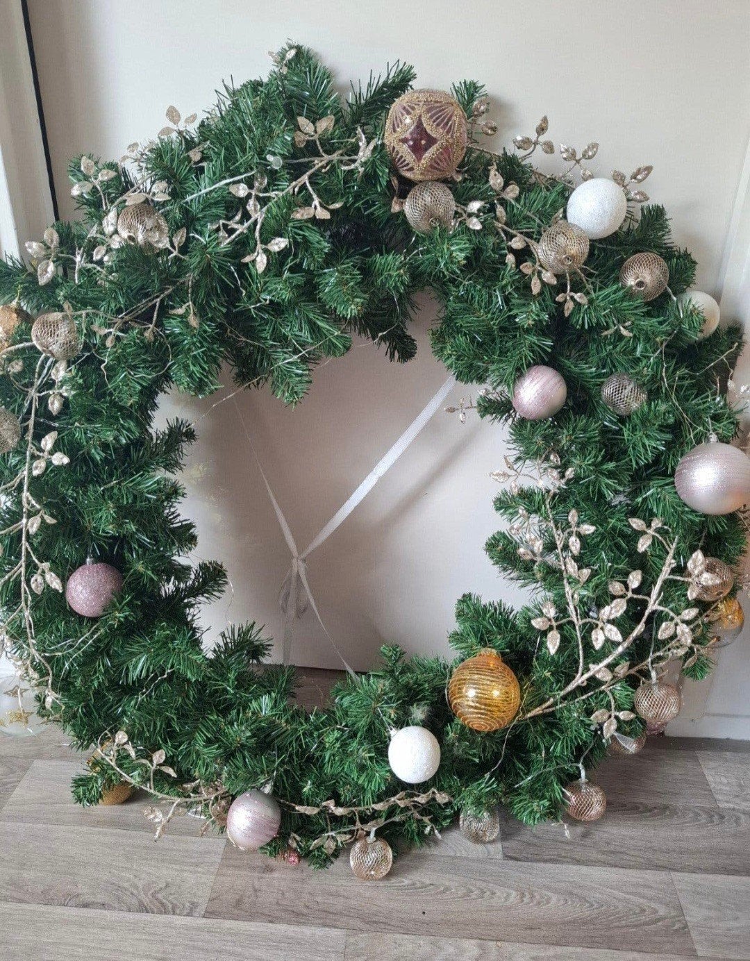 XXL kerstkrans, 100cm doorsnee, rijk gevuld, Ophalen, Zo goed als nieuw