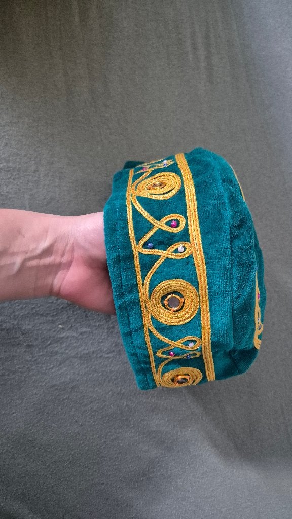 Kleurrijke fez / hoed, Ophalen of Verzenden, Zo goed als nieuw, 56 of 57 cm (M, 7 of 7⅛ inch), Hoed