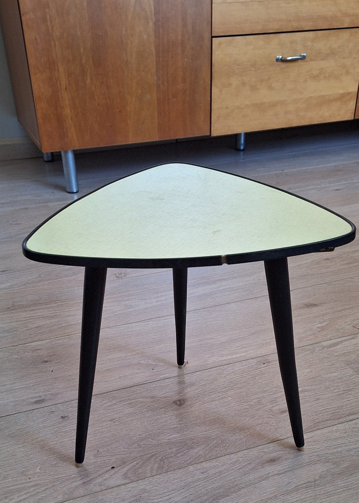 jaren '60 bijzettafeltje, Ophalen, Minder dan 55 cm, Gebruikt, Jaren '60
