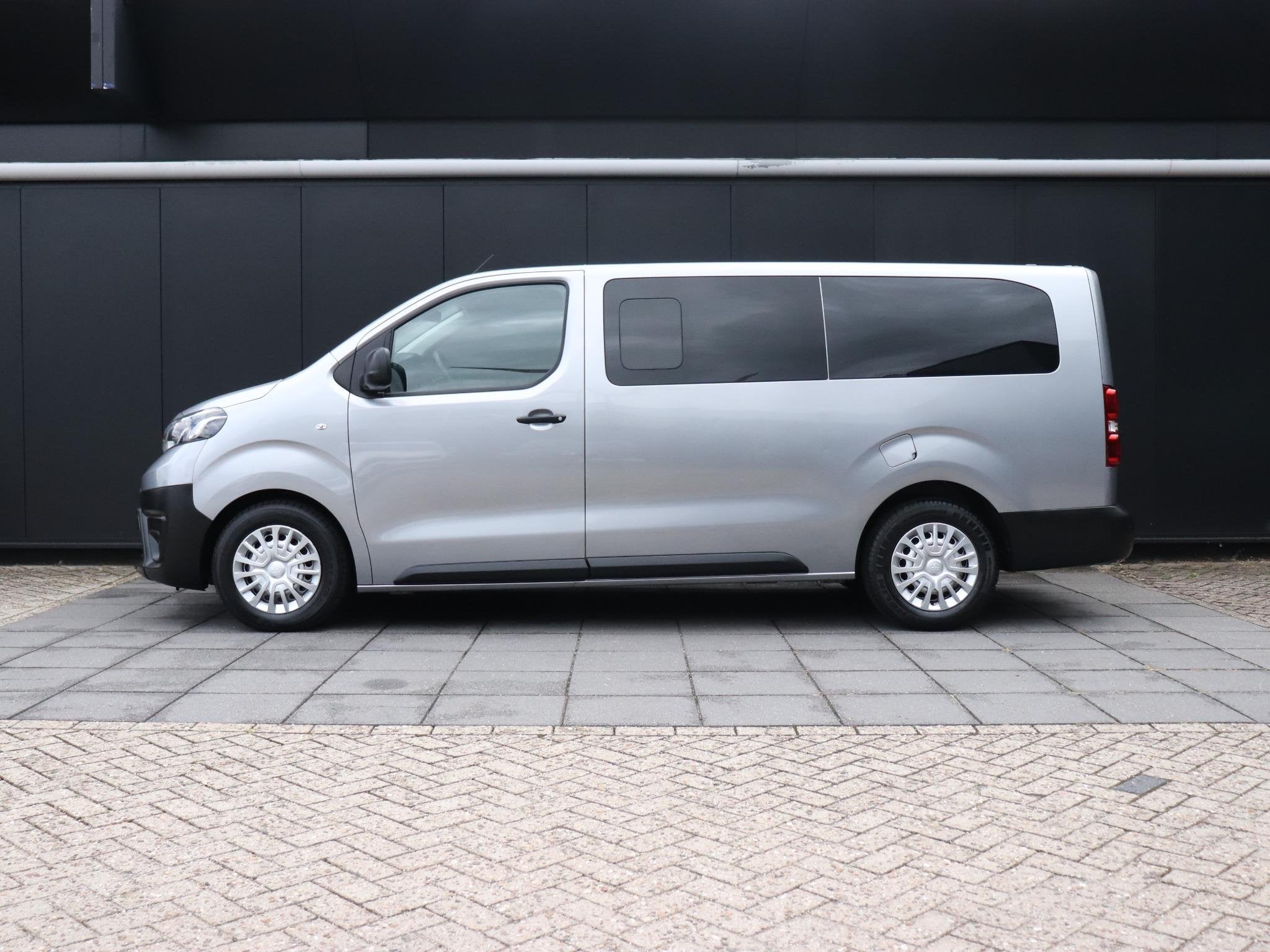 Toyota PROACE Shuttle 1.5 D-4D Cool Long | 9 PERS. | CRUISE, Auto's, Voorwielaandrijving, Gebruikt, Euro 6, ProAce