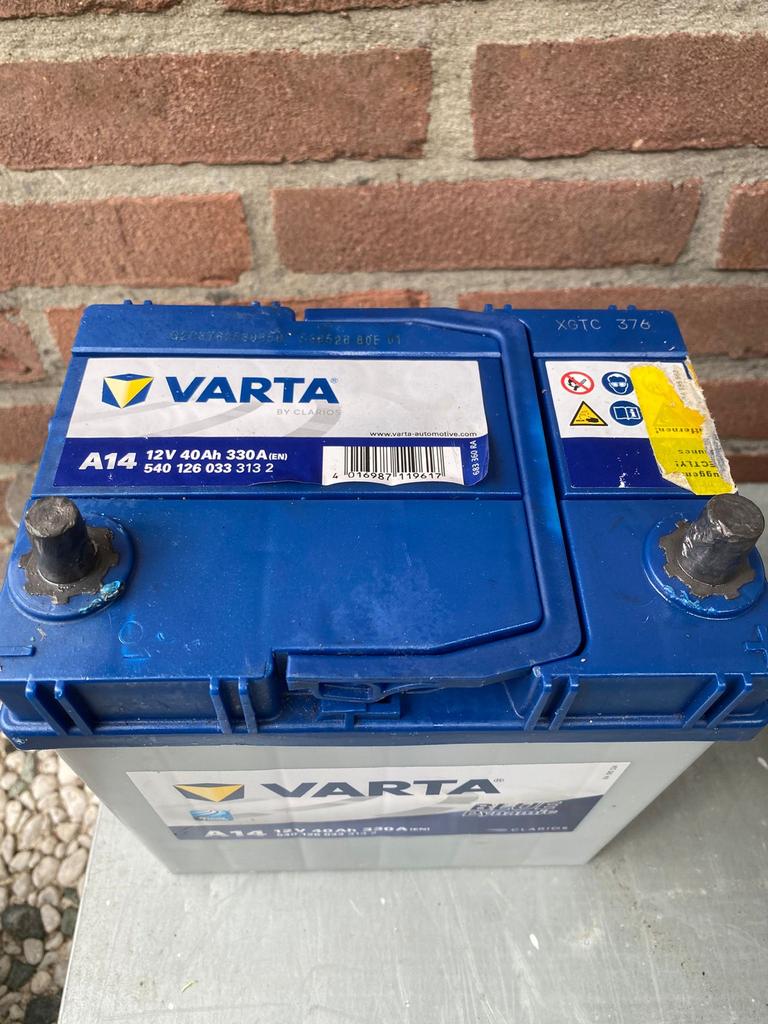 Varta A14 12V 40Ah 330A(EN) Accu - Gebruikt, Auto-onderdelen, Accu's en Toebehoren, Ophalen of Verzenden, Gebruikt