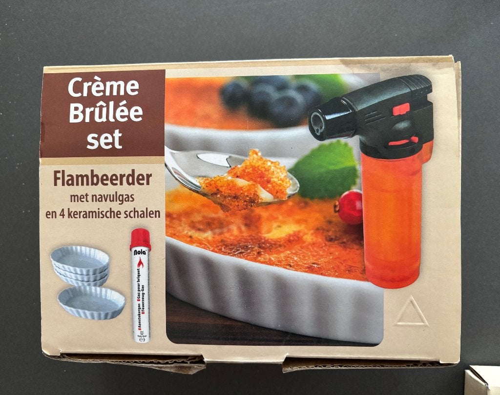 Cremebruleeset flambeerder met navulgas +4 keramische schaal, Ophalen of Verzenden, Zo goed als nieuw