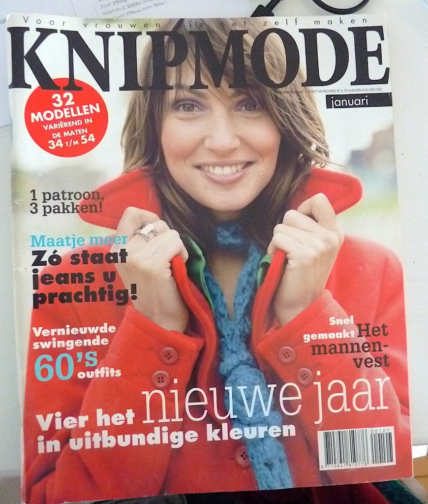3 bladen vol patronen: Marion en KNIPMODE, Overige typen, Verzenden, Vrouw, Zo goed als nieuw