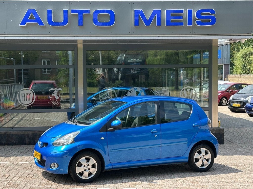 Toyota AYGO 1.0-12V Dynamic Blue Airco NAP-Autopas, Auto's, Toyota, Voorwielaandrijving, Gebruikt, 68 pk, Origineel Nederlands