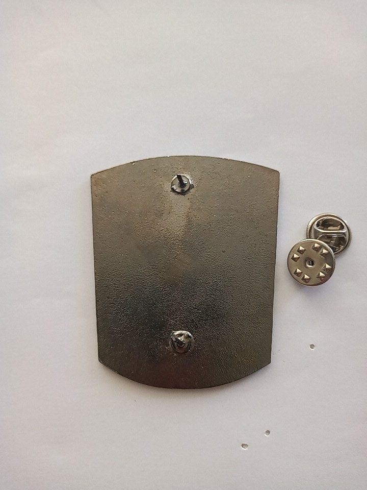 Twisted Sister leuke  nieuwe shaped pin badge speld n7, Verzenden, Nieuw, Overige typen