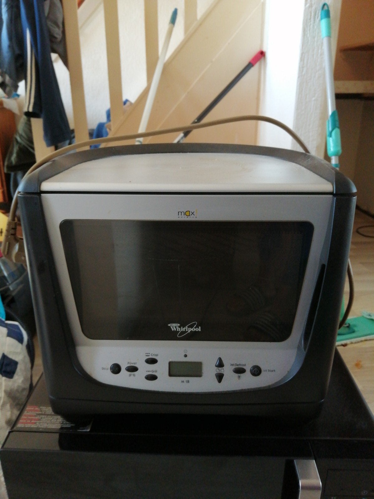 Whirlpool MAX combimagnetron - Compact en veelzijdig, Ophalen, Combimagnetron, Gebruikt, Minder dan 45 cm