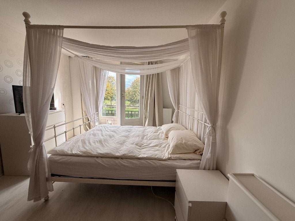 Hemelbed 160 * 200, Ophalen, Wit, Tweepersoons, Zo goed als nieuw