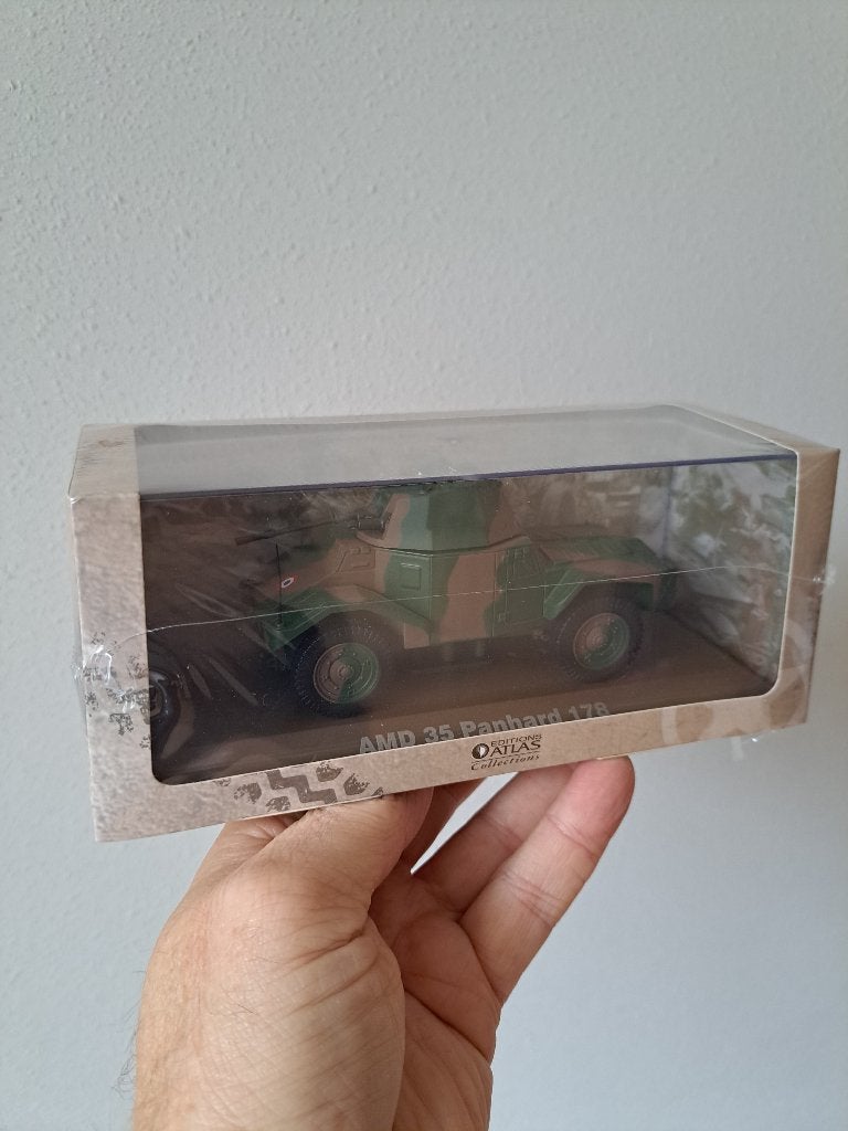 Panhard 178 AMD 35 1:43 Atlas 6690008, Hobby en Vrije tijd, Modelauto's | 1:43, Ophalen of Verzenden, Nieuw, Auto, Overige merken