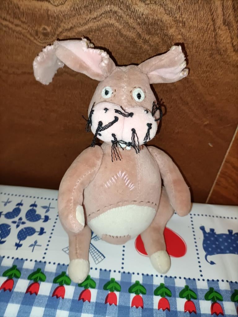 Tuttels beer en konijn knuffel met boekje, Ophalen of Verzenden, Zo goed als nieuw, Konijn