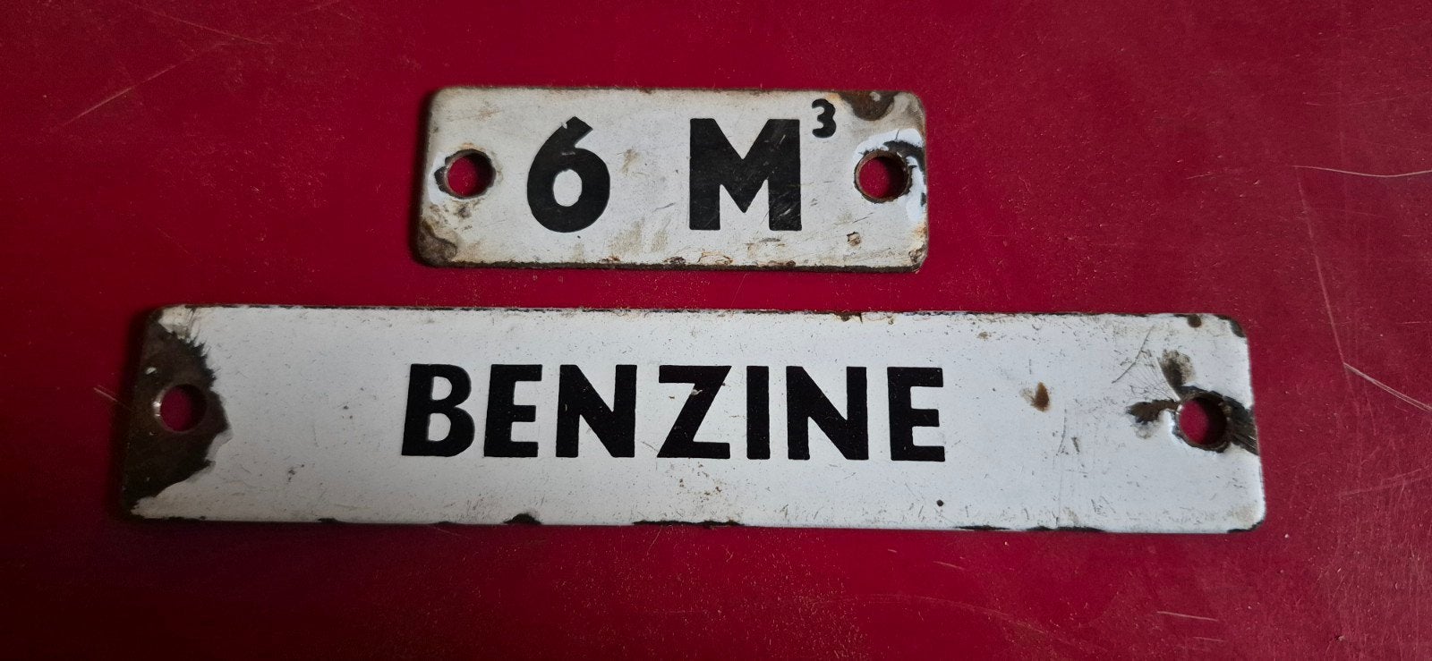 Oude emaille bordjes Benzinestation (6 M³ BENZINE), Antiek en Kunst, Ophalen of Verzenden